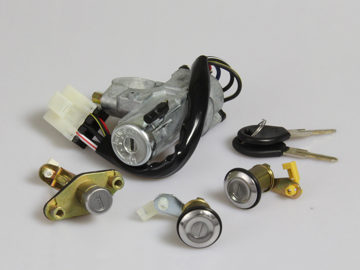 Nissan sunny door lock #3