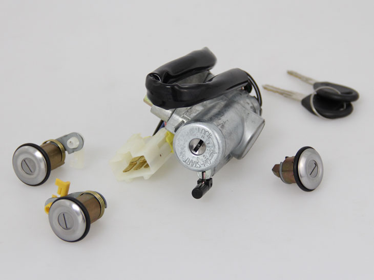 1993 Nissan pickup ignition switch #3