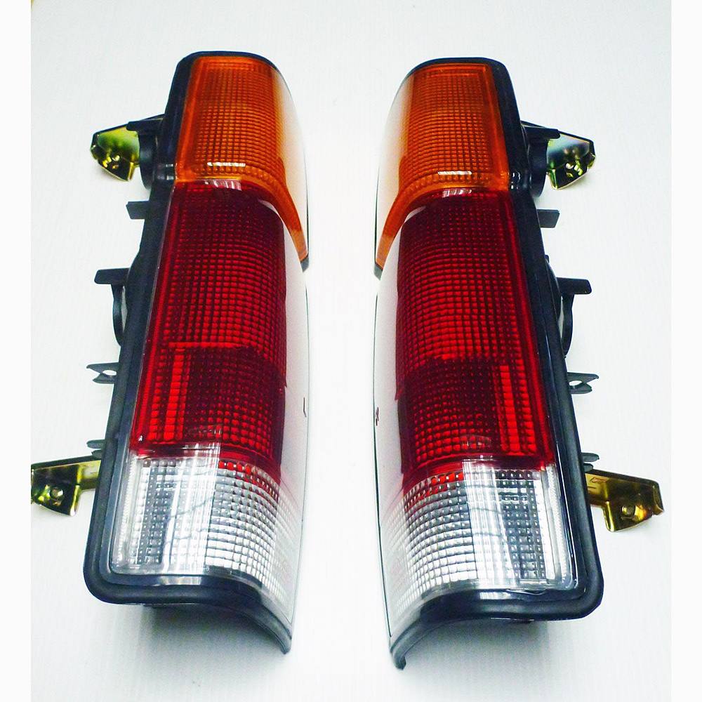 NEW TAIL LIGHTS LAMP SET 2 PIECES LH RH Fit NISSAN DATSUN PICKUP TRUCK